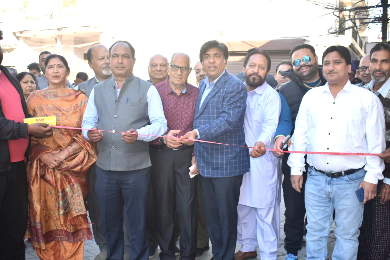 MLA inaugurates construction work of Beri Wale Chowk in Mohalla Kamalpur, Ward No. 43